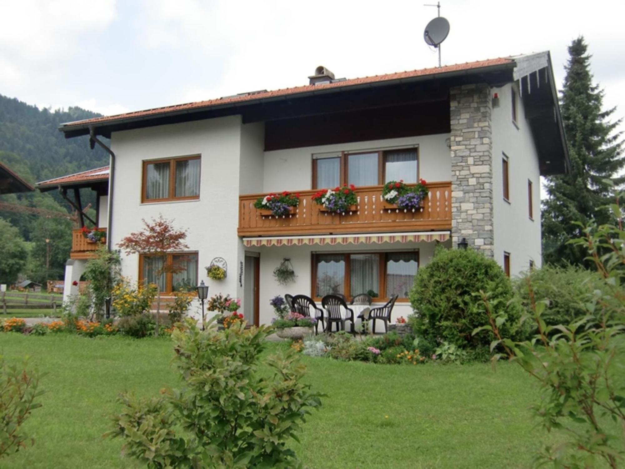Ferienwohnung Deininger Inkl. Chiemgaukarte Ruhpolding Exterior photo